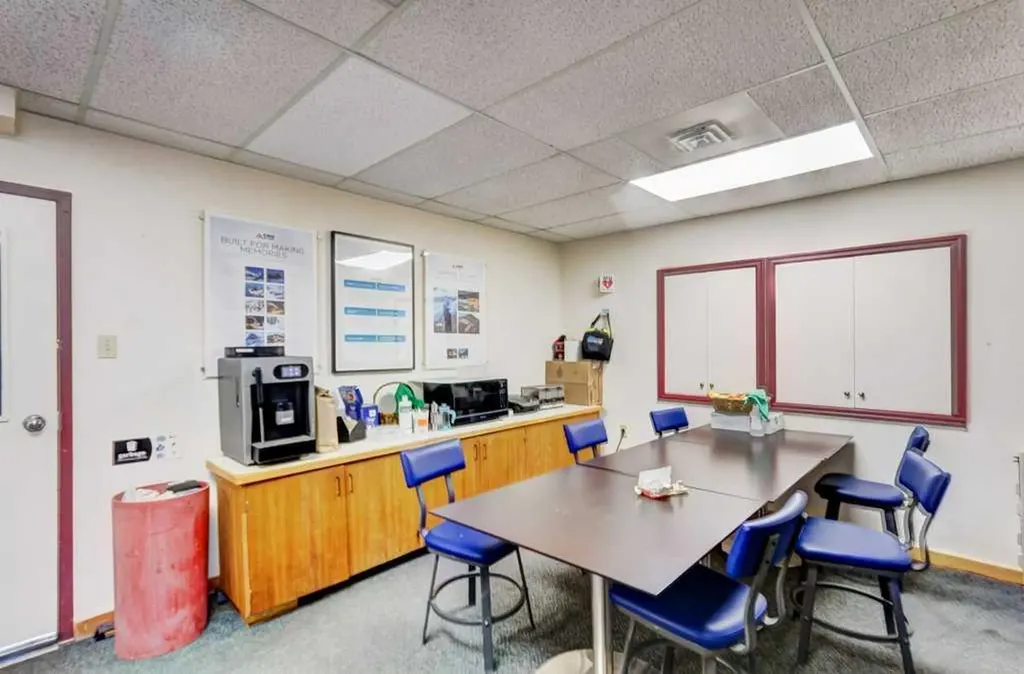 107,108 Jay Street Banff AB T1L 1J7
