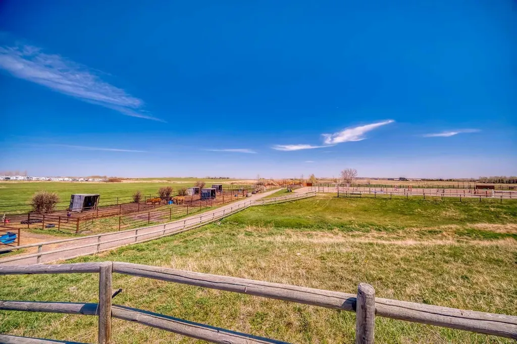 354142 48 Street E Rural Foothills County AB T1S0R3
