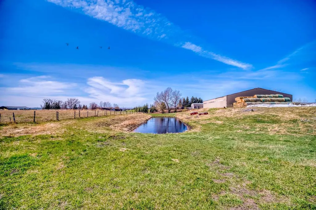 354142 48 Street E Rural Foothills County AB T1S0R3
