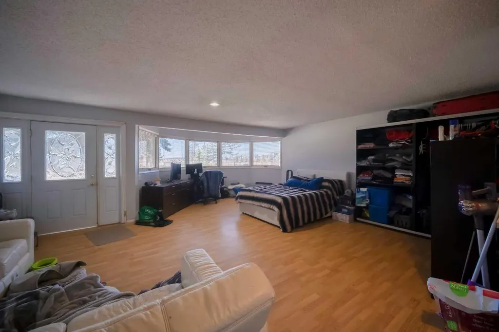 354142 48 Street E Rural Foothills County AB T1S0R3