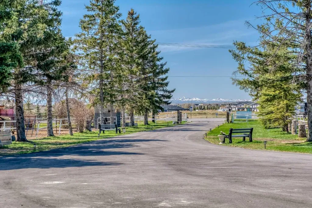354142 48 Street E Rural Foothills County AB T1S0R3
