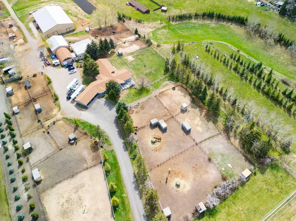 354142 48 Street E Rural Foothills County AB T1S0R3