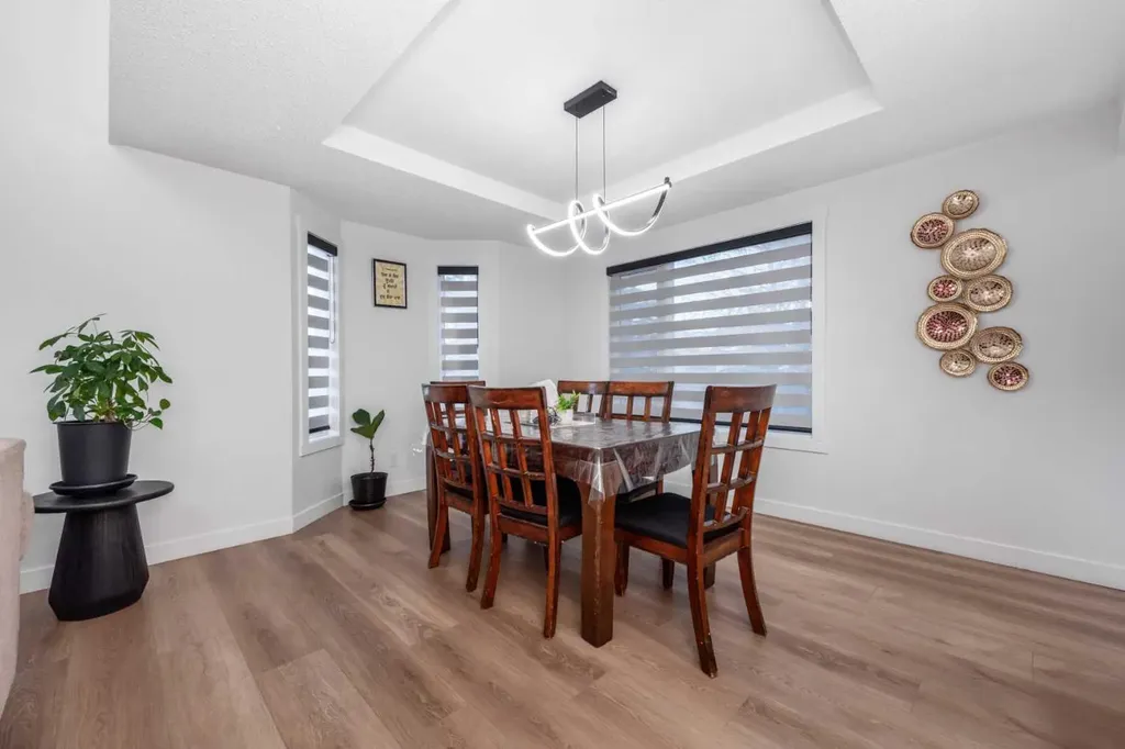 133 Woodbrook Road SW Calgary AB T2W6C6