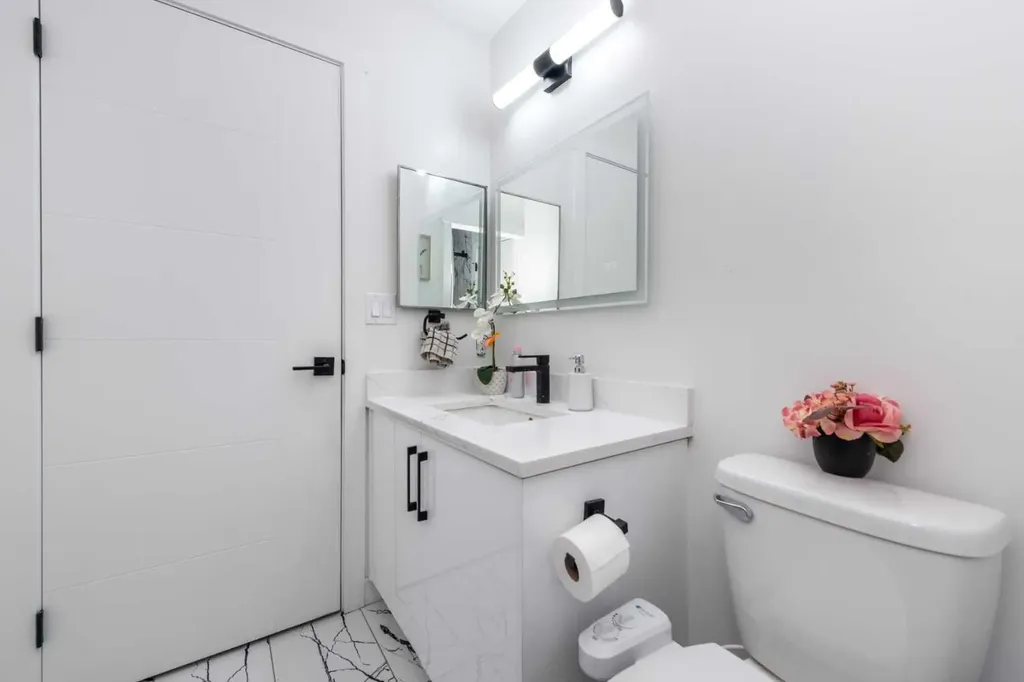 133 Woodbrook Road SW Calgary AB T2W6C6