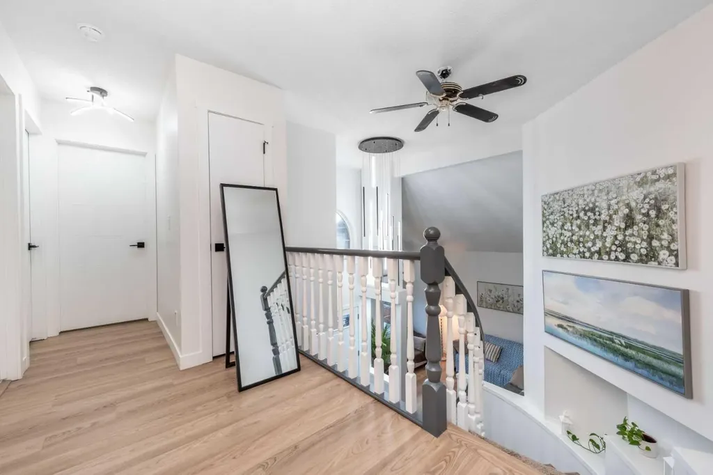 133 Woodbrook Road SW Calgary AB T2W6C6