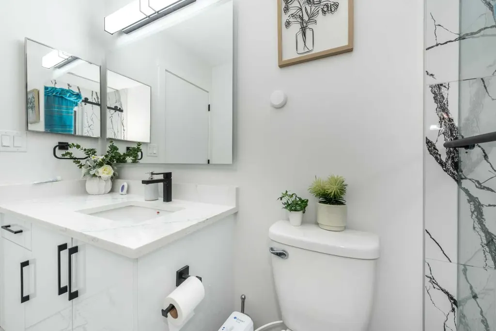 133 Woodbrook Road SW Calgary AB T2W6C6