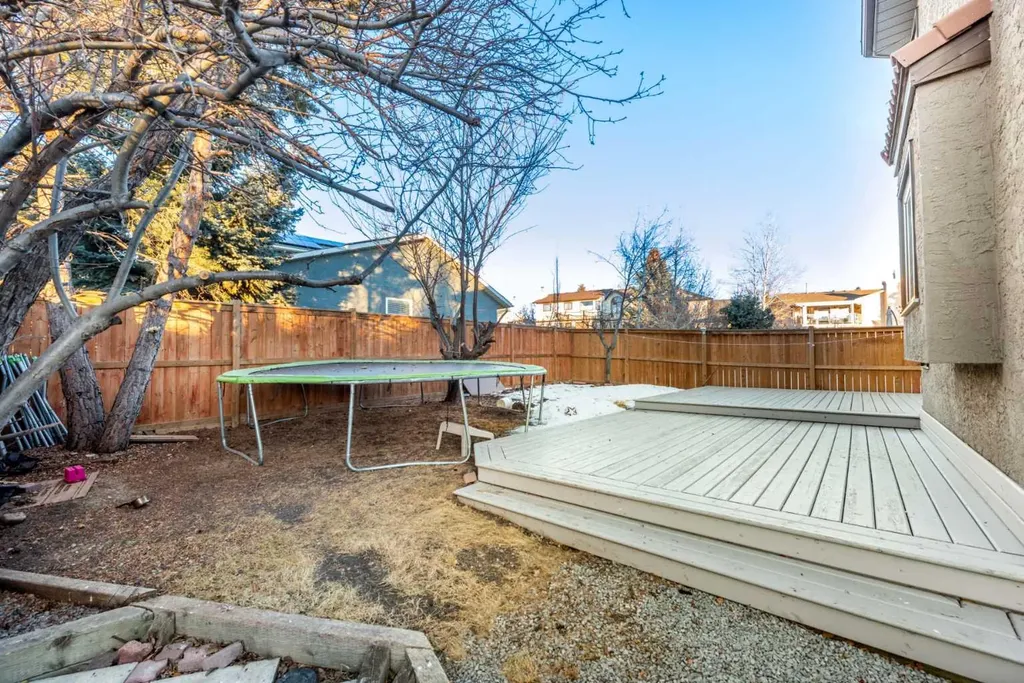 133 Woodbrook Road SW Calgary AB T2W6C6