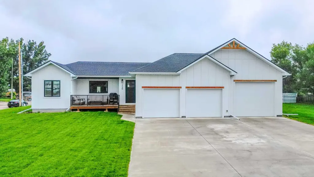 246 4a Street Stirling AB T0K 2E0