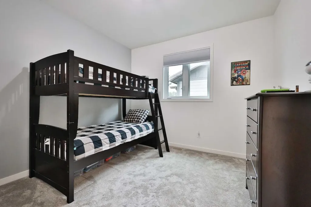246 4a Street Stirling AB T0K 2E0