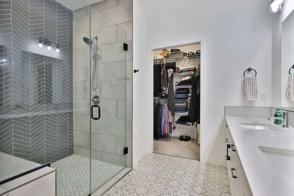 246 4a Street Stirling AB T0K 2E0