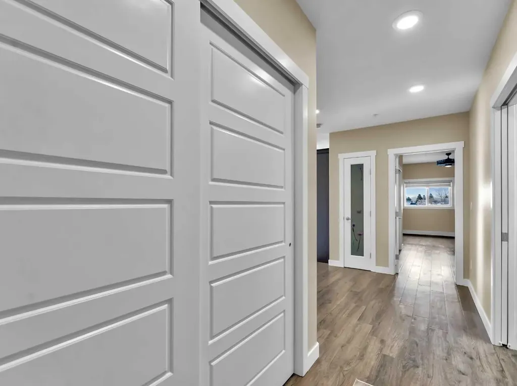 499 Meadow Lake Court E Brooks AB T1R0Y7