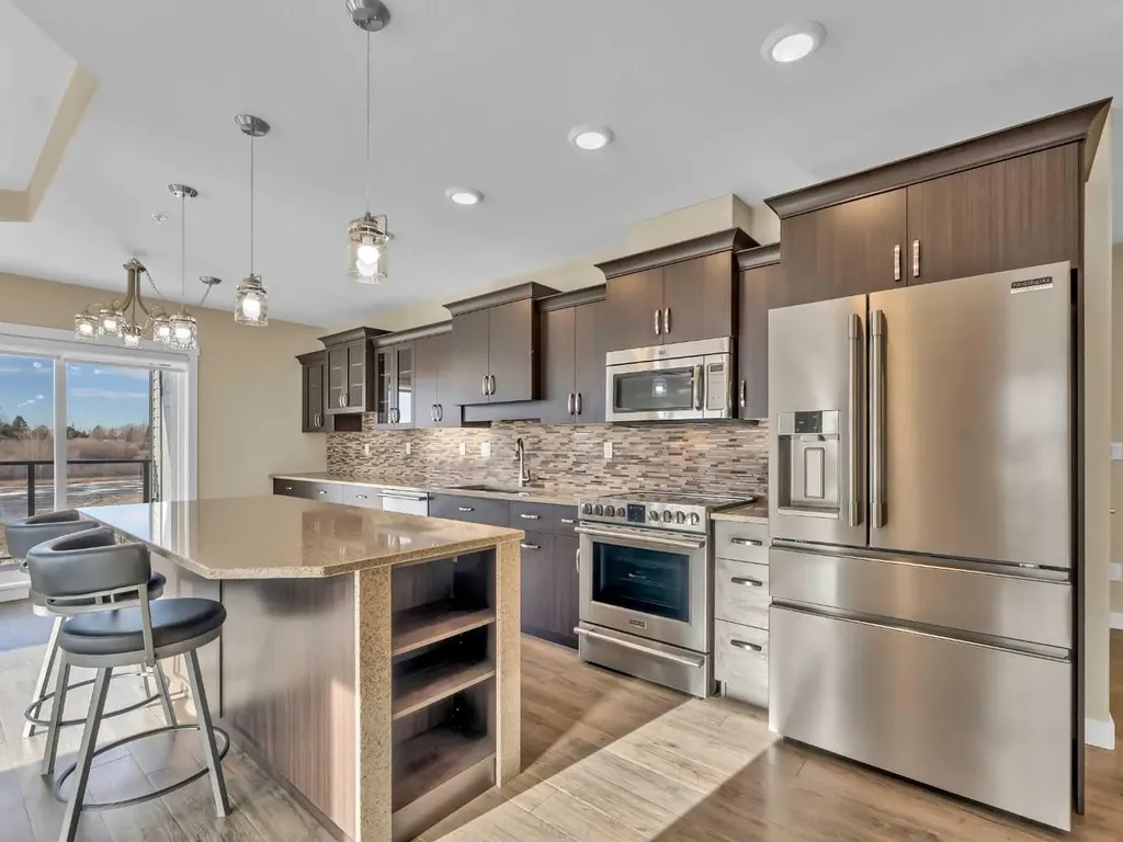 499 Meadow Lake Court E Brooks AB T1R0Y7