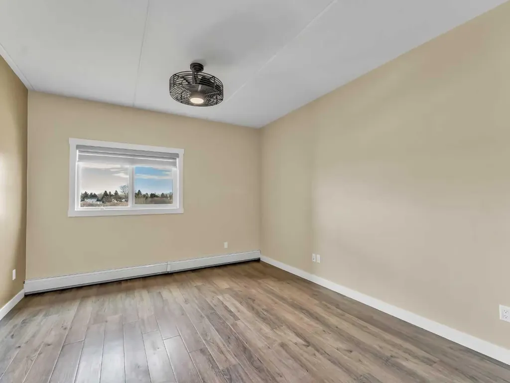 499 Meadow Lake Court E Brooks AB T1R0Y7