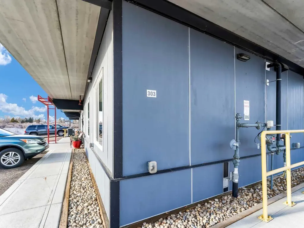 499 Meadow Lake Court E Brooks AB T1R0Y7