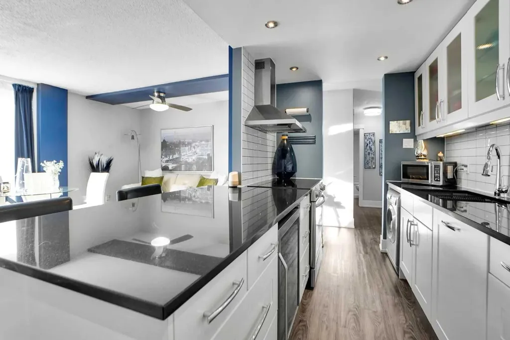 1111 15 Avenue SW Calgary AB t2r0s8