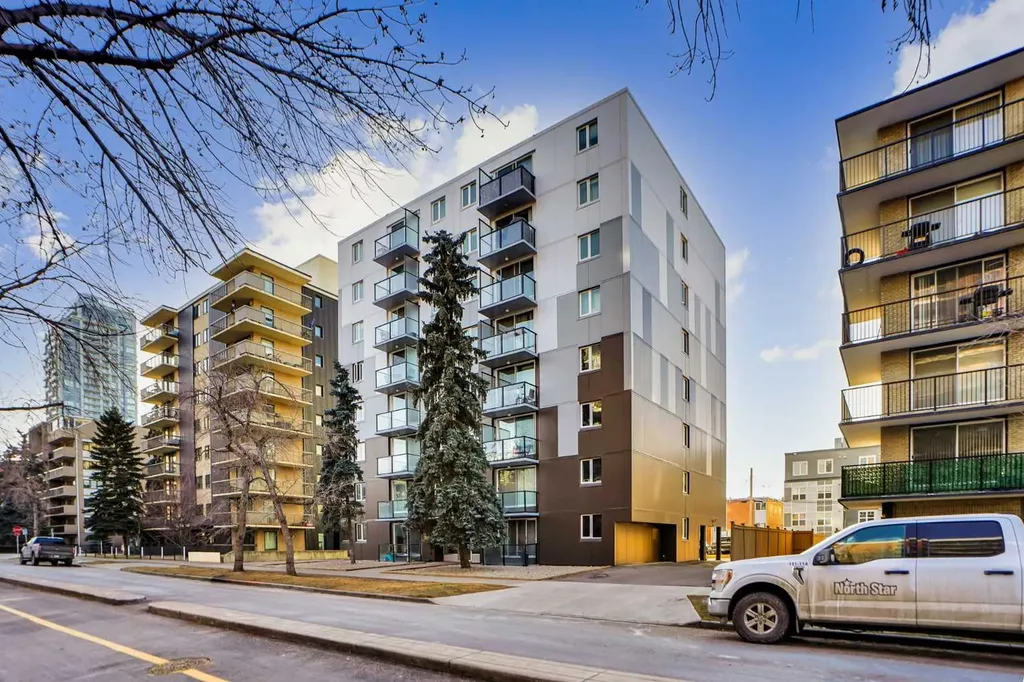 1111 15 Avenue SW Calgary AB t2r0s8
