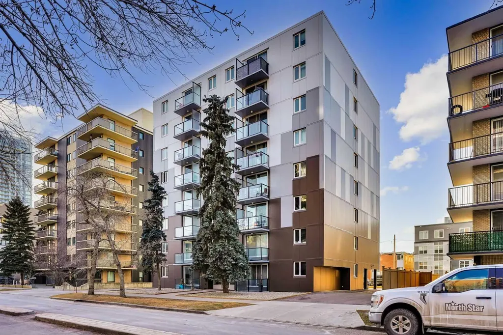 1111 15 Avenue SW Calgary AB t2r0s8