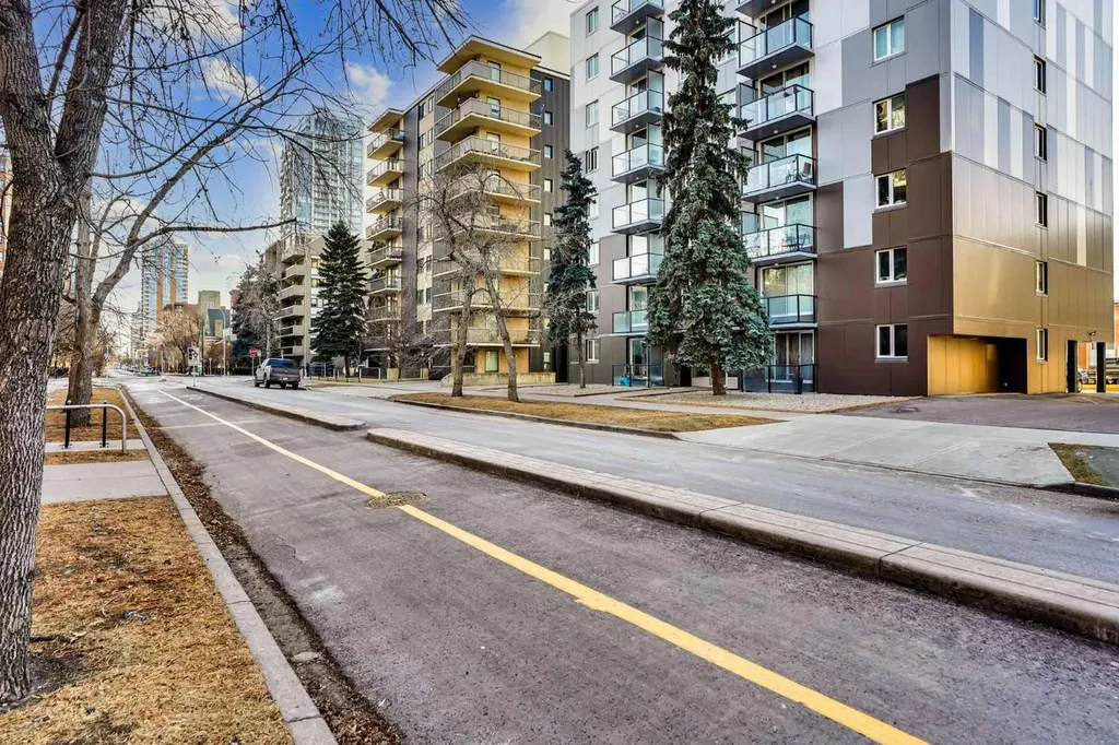 1111 15 Avenue SW Calgary AB t2r0s8