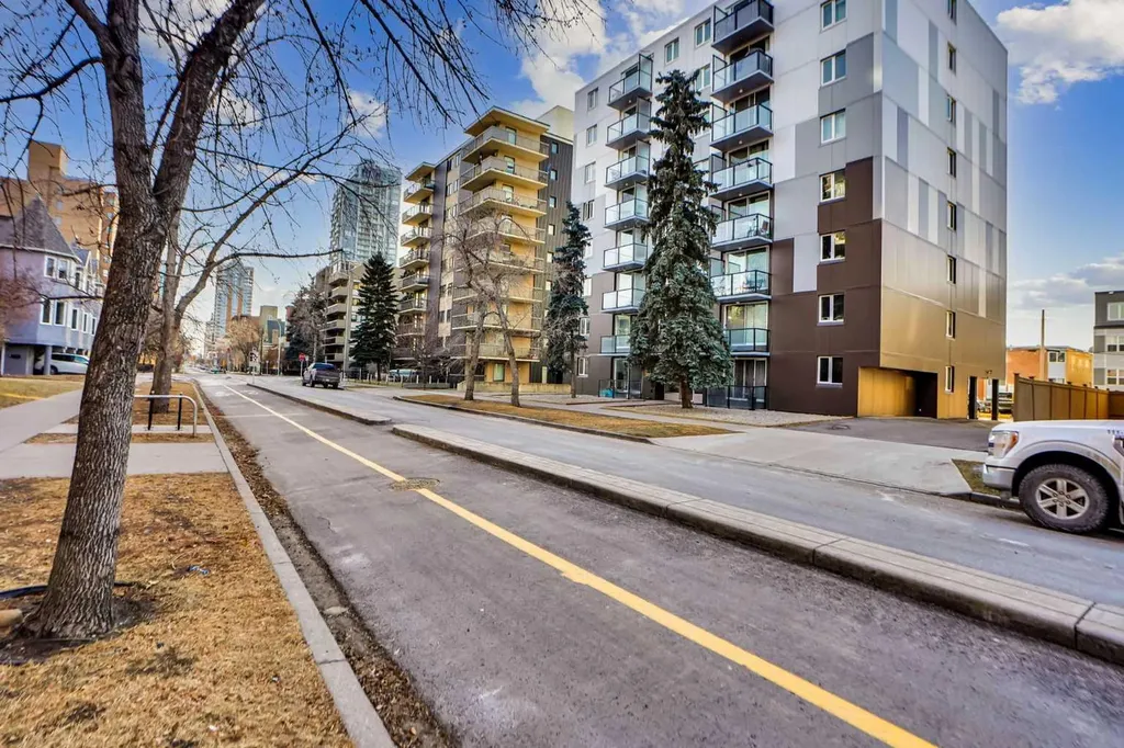 1111 15 Avenue SW Calgary AB t2r0s8