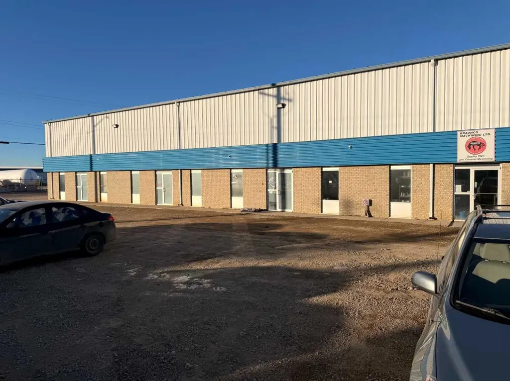 701 Mccool Street Crossfield AB T0M 0S0