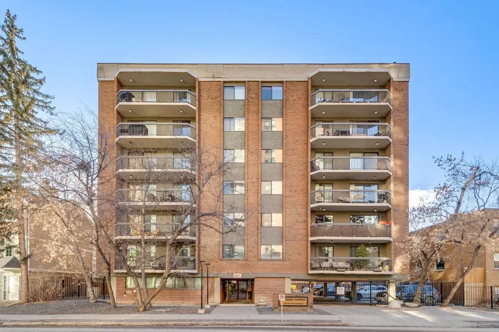 537 14 Avenue SW Calgary AB T2R 0M7