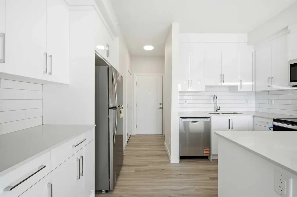 15 Skyview Point Crescent NE Calgary AB T3N 2T1