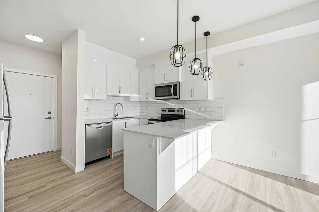 15 Skyview Point Crescent NE Calgary AB T3N 2T1