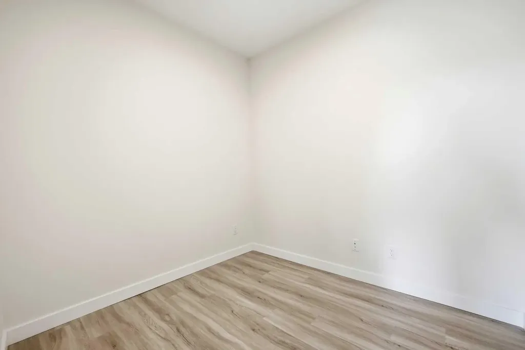 15 Skyview Point Crescent NE Calgary AB T3N 2T1