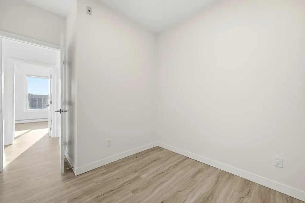 15 Skyview Point Crescent NE Calgary AB T3N 2T1
