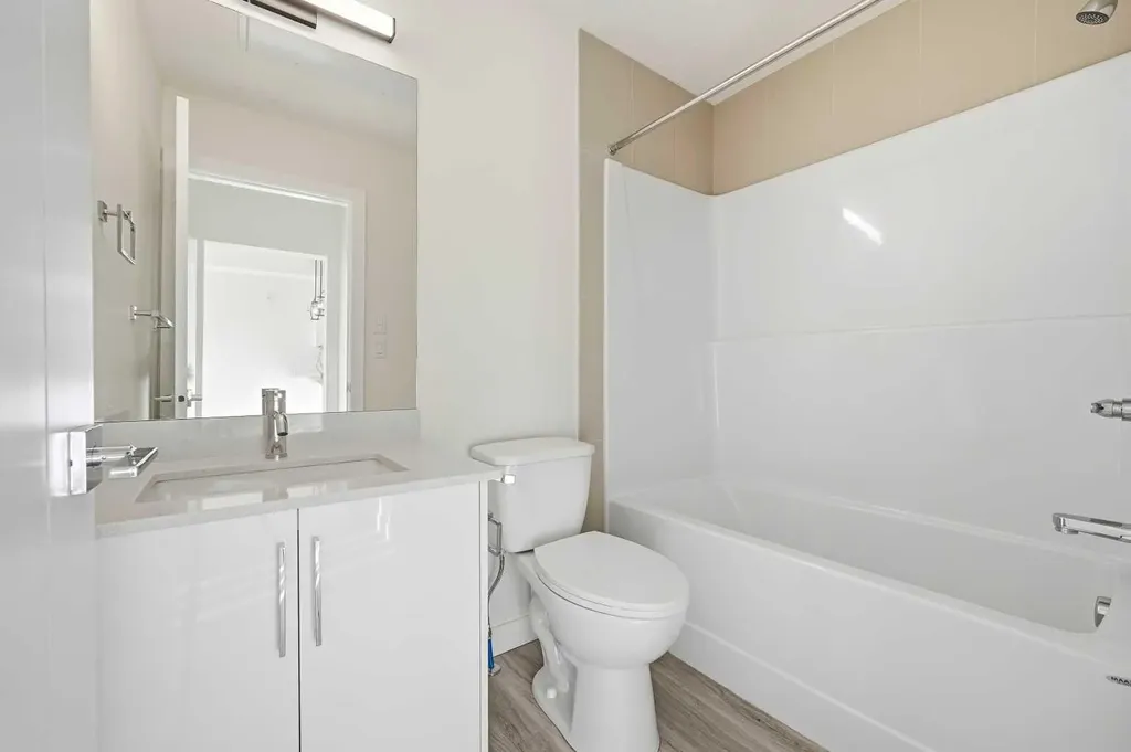 15 Skyview Point Crescent NE Calgary AB T3N 2T1