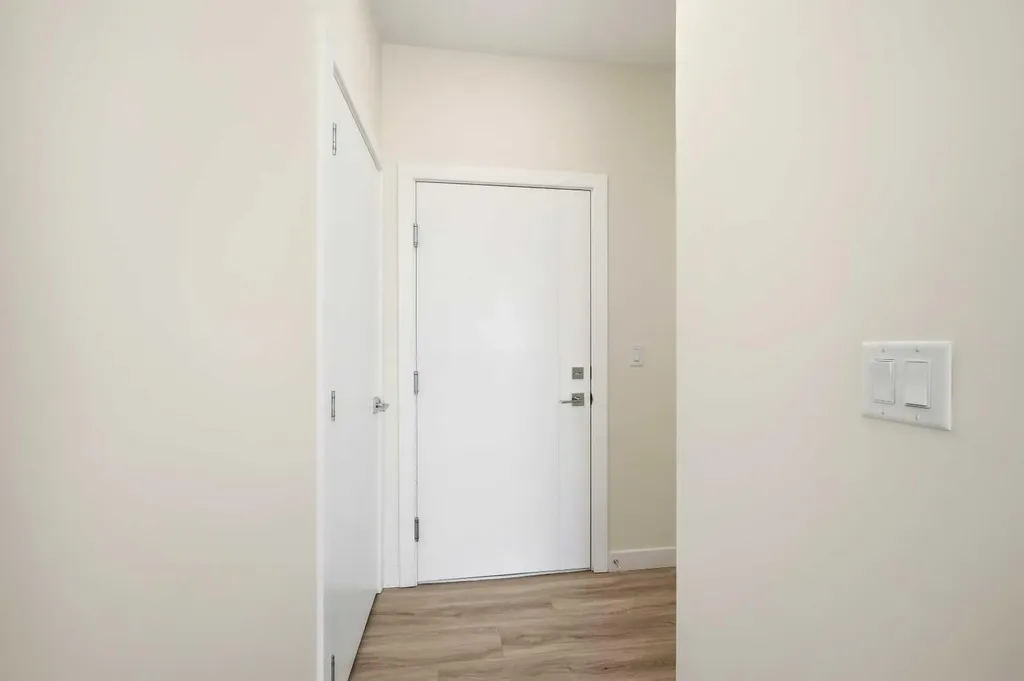 15 Skyview Point Crescent NE Calgary AB T3N 2T1