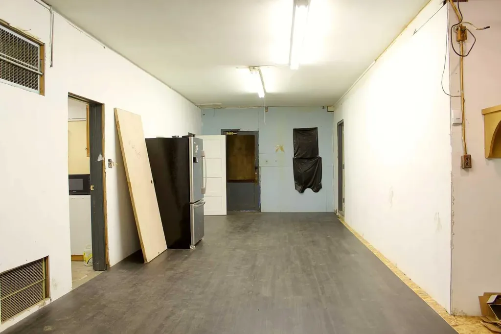 5116 53 Avenue Viking AB T0B 4N0