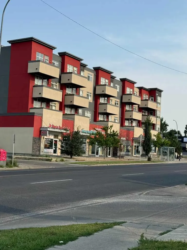 2308 Centre Street NE Calgary AB T2E 2T7