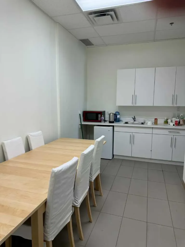 2308 Centre Street NE Calgary AB T2E 2T7
