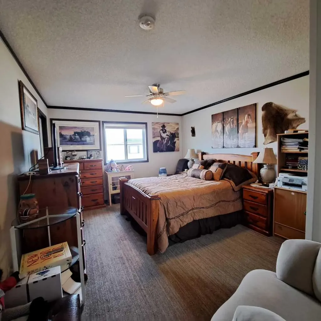 212 Engineer Avenue Coaldale AB T1M 0A9