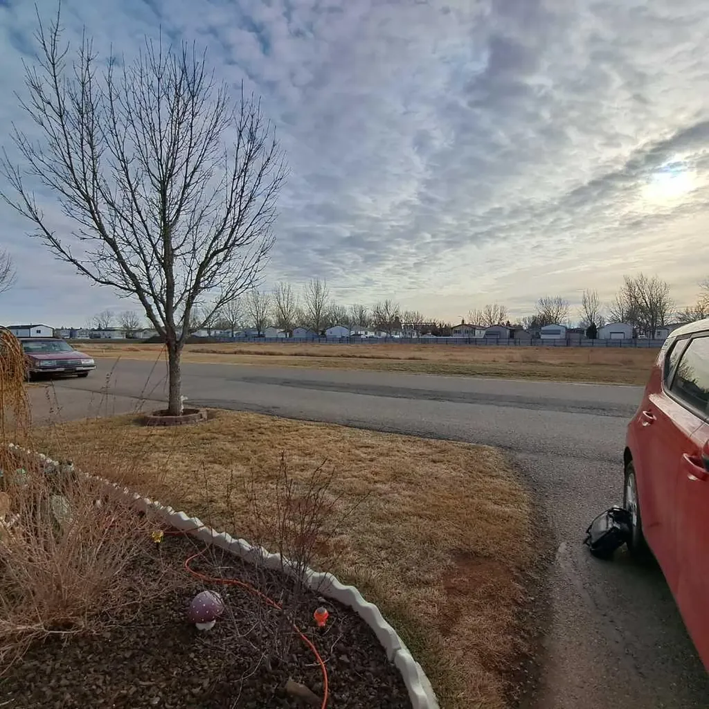 212 Engineer Avenue Coaldale AB T1M 0A9