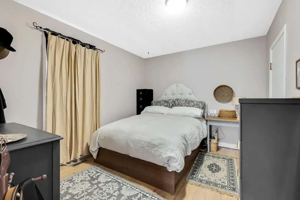 411 Mountain View Place Longview AB T0L 0H0
