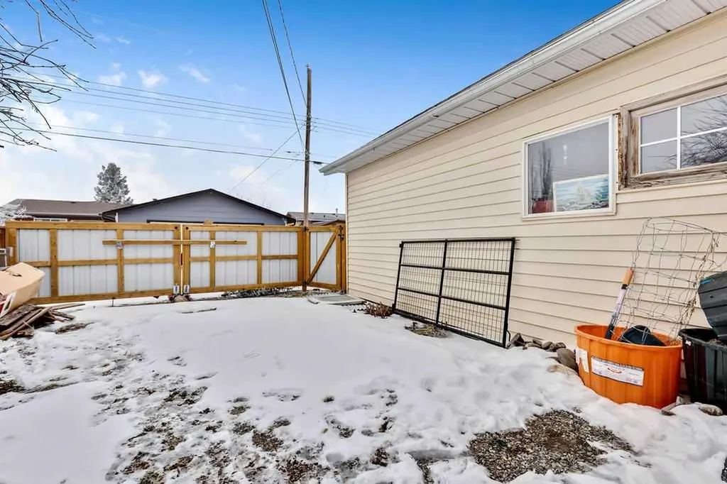 411 Mountain View Place Longview AB T0L 0H0