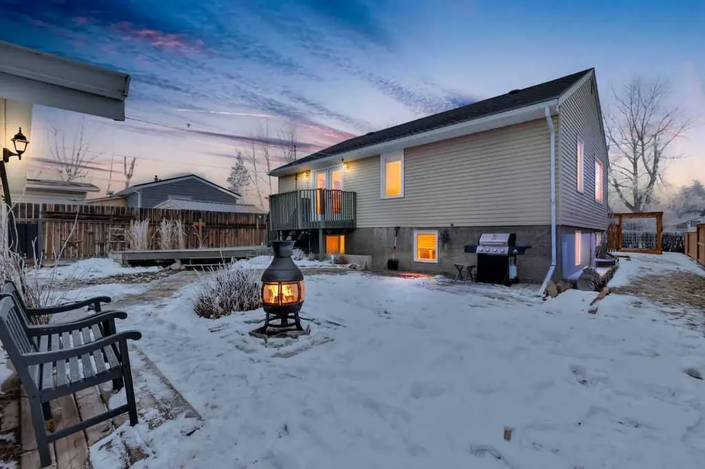 411 Mountain View Place Longview AB T0L 0H0