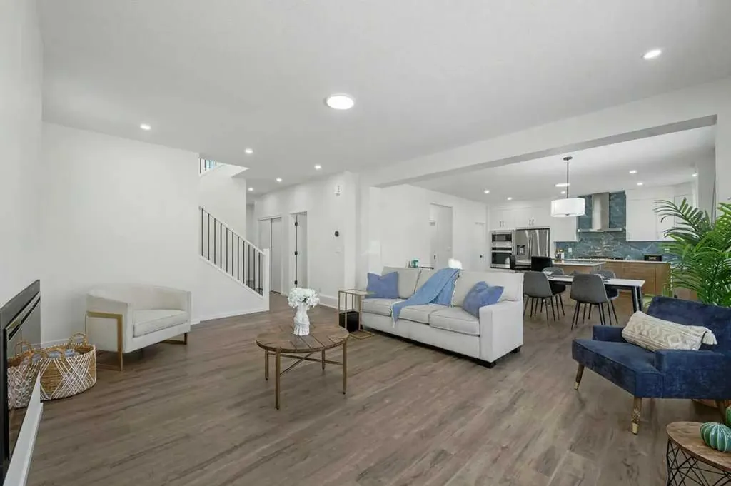3034 Southwinds Place SW Airdrie AB T4B5T9