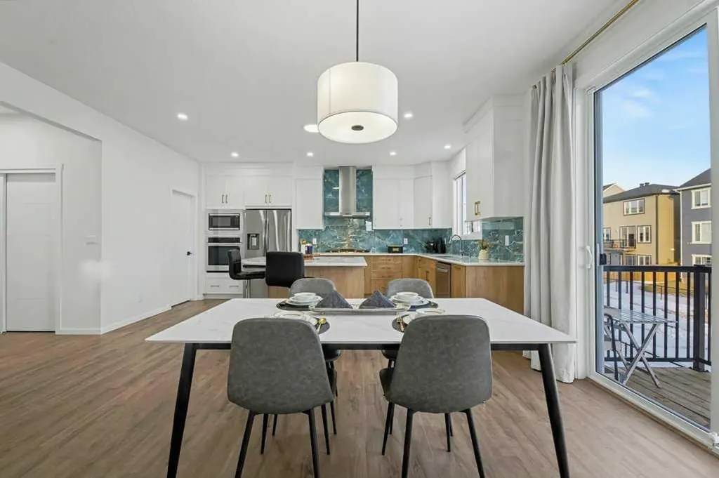 3034 Southwinds Place SW Airdrie AB T4B5T9