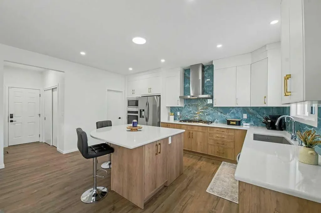 3034 Southwinds Place SW Airdrie AB T4B5T9