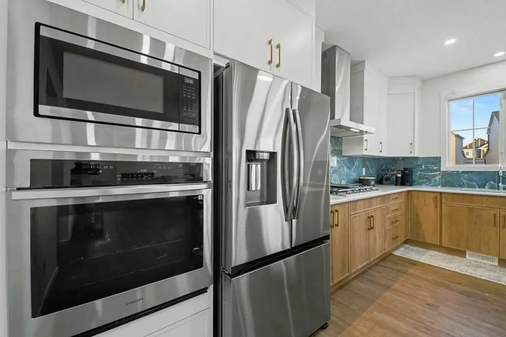 3034 Southwinds Place SW Airdrie AB T4B5T9