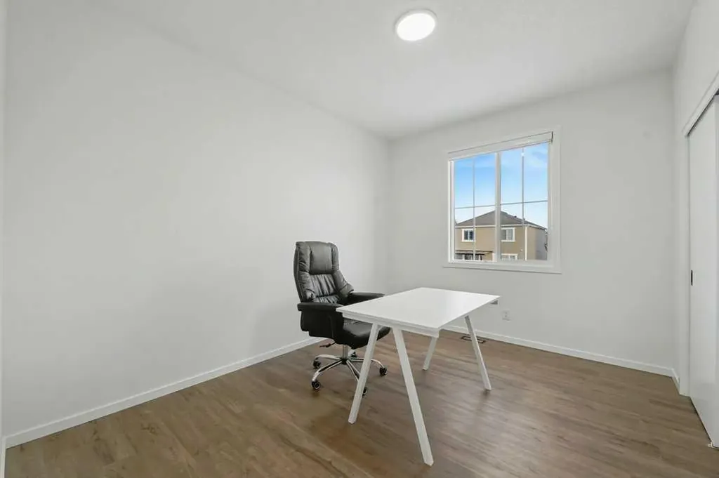 3034 Southwinds Place SW Airdrie AB T4B5T9
