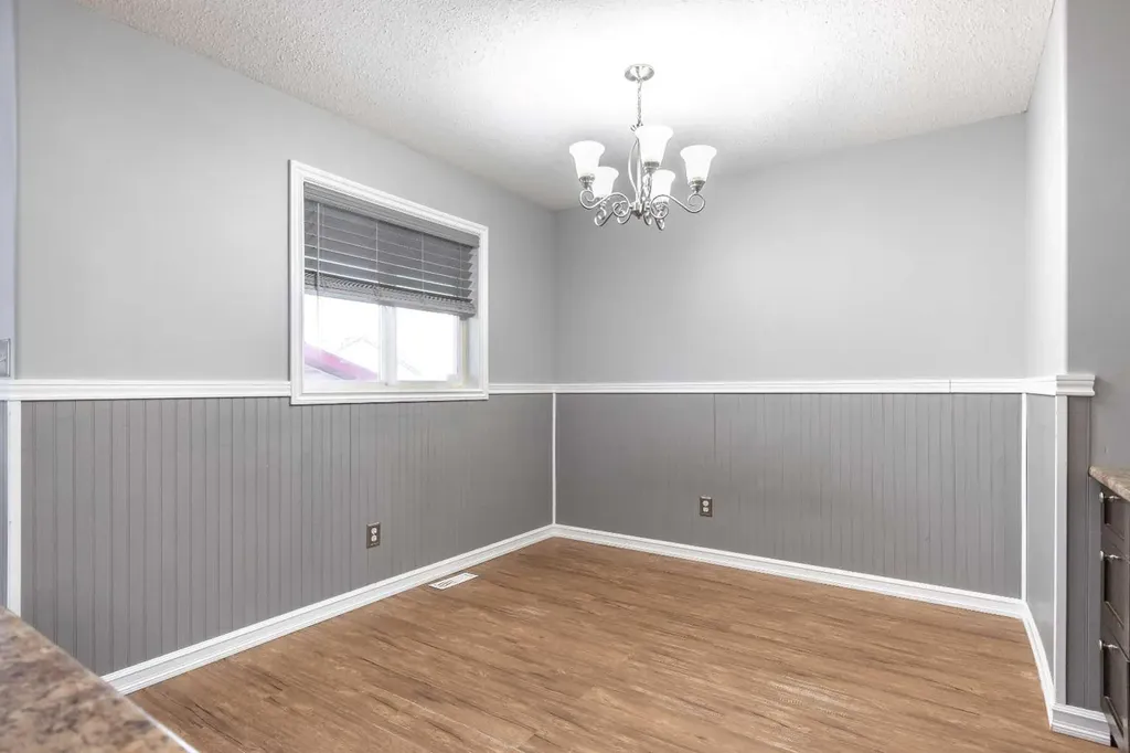 263 Upland Avenue Brooks AB T1R 1K1