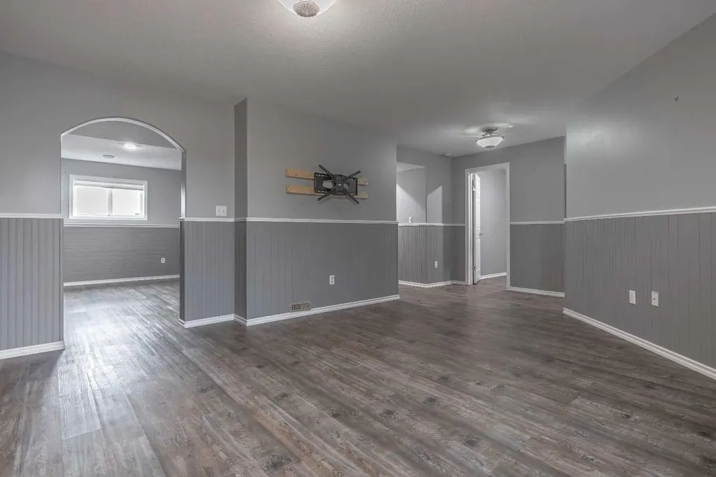 263 Upland Avenue Brooks AB T1R 1K1