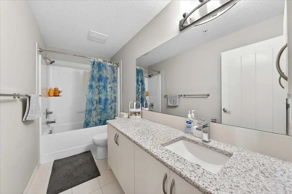 20 Seton Park SE Calgary AB T3M2V4