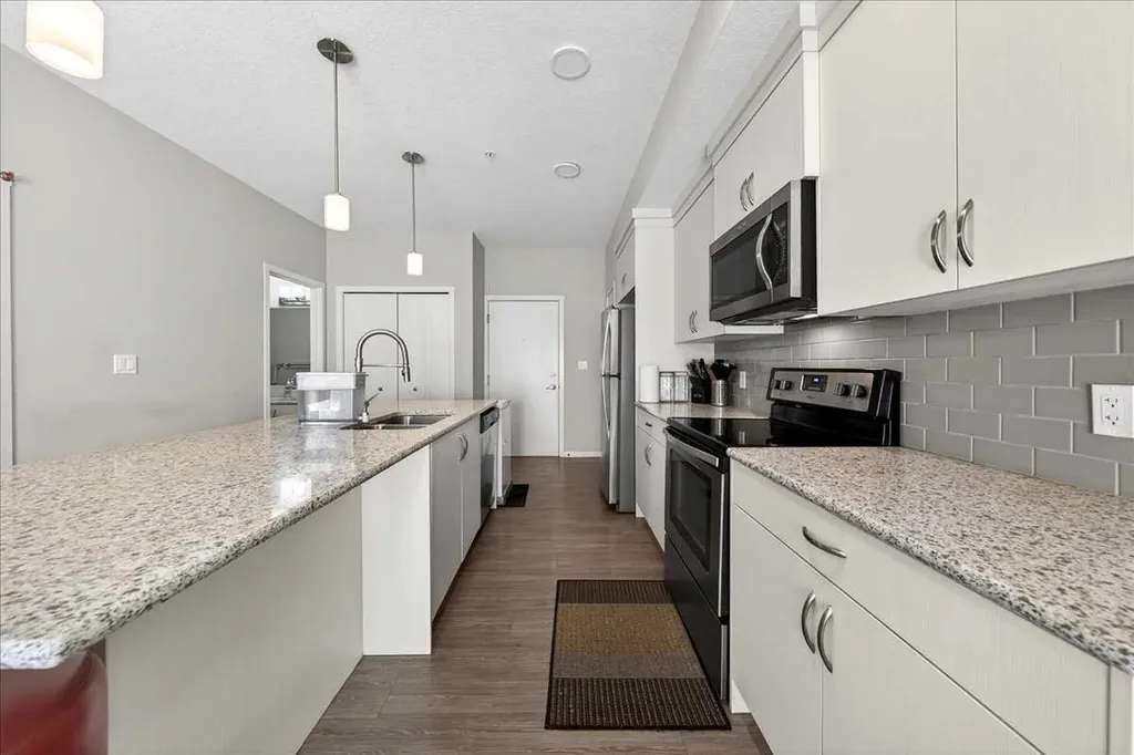 20 Seton Park SE Calgary AB T3M2V4