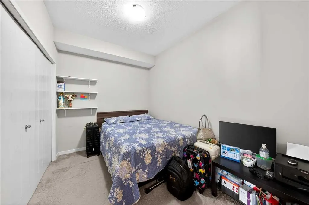 20 Seton Park SE Calgary AB T3M2V4