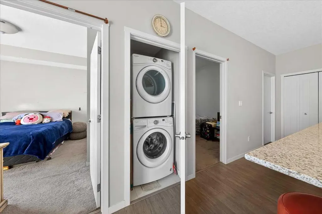 20 Seton Park SE Calgary AB T3M2V4